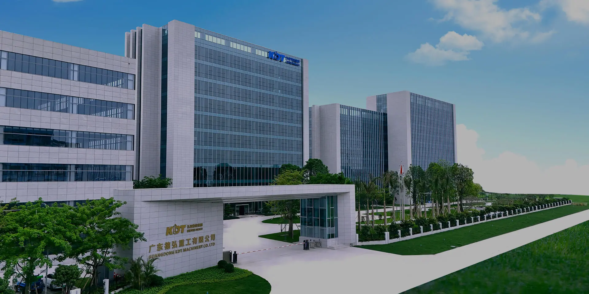 Base de fabricaci&oacute;n de equipos CNC de Foshan